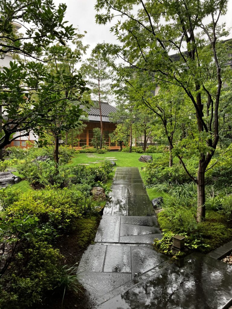 ホテルザ三井京都日本庭園