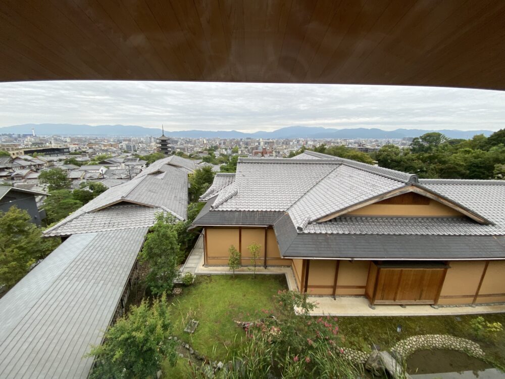 パークハイアットー京都ーホテルービューデラックスーキングールームー窓からの眺め