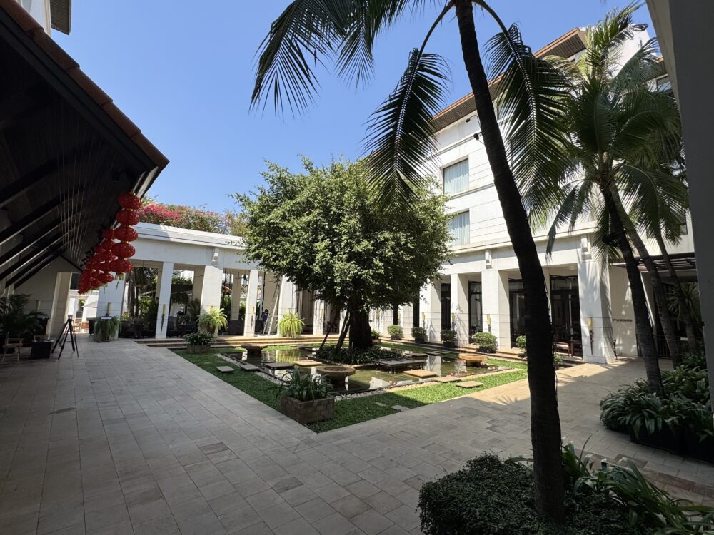 パークハイアットーシェムリアップー中庭