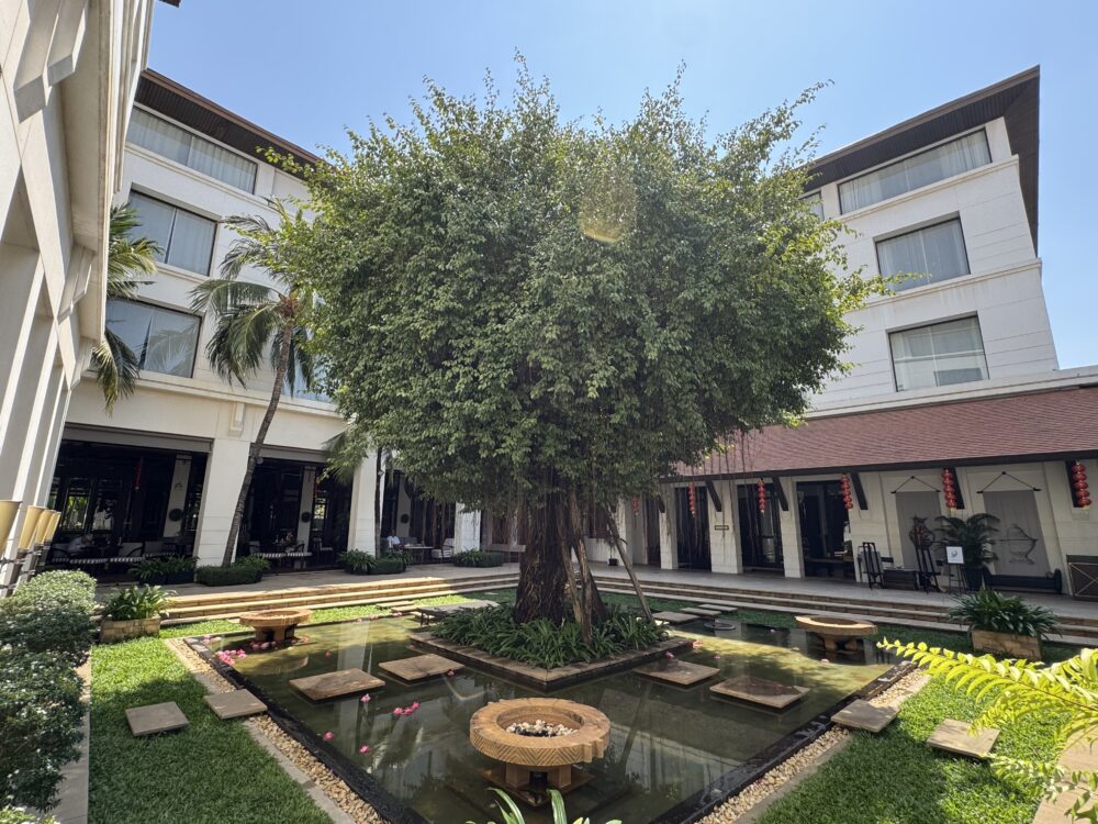 パークハイアットーシェムリアップー中庭