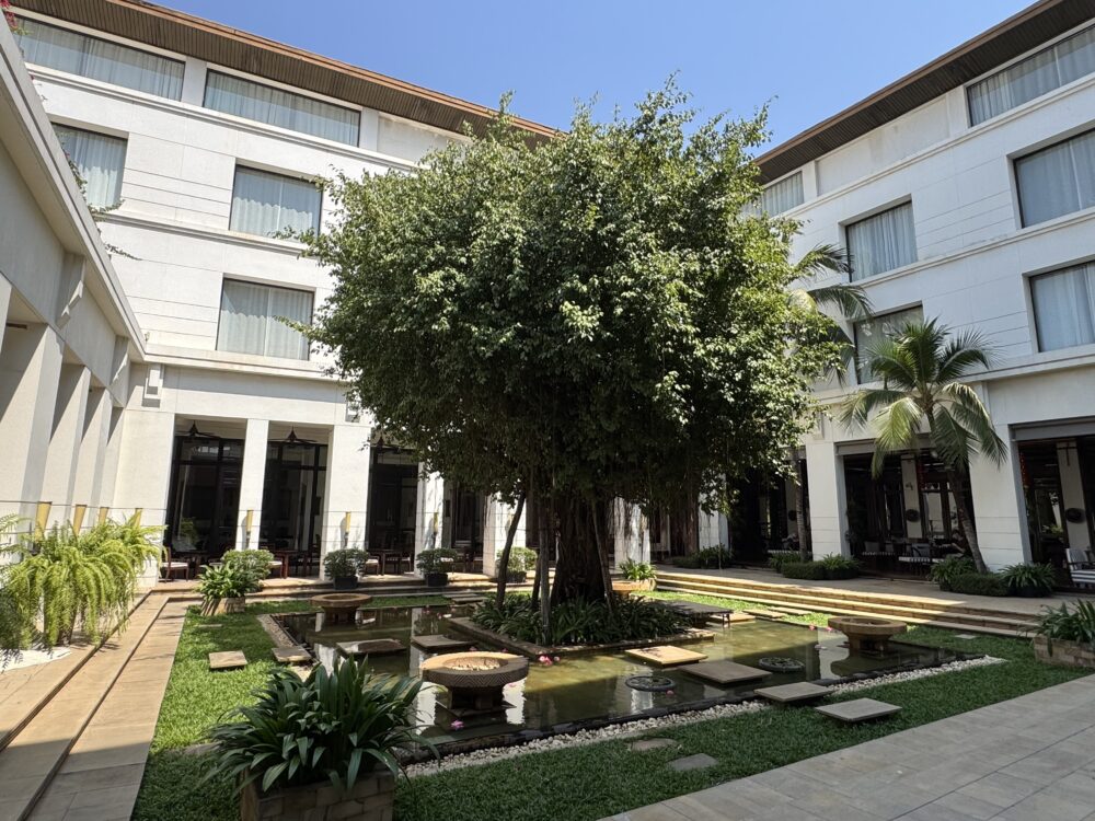 パークハイアットーシェムリアップー中庭