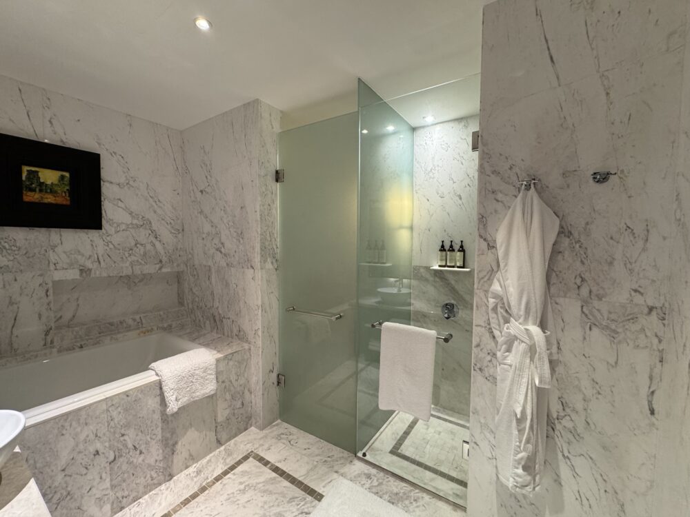 パークハイアットーシェムリアップーパークスイートー洗面所