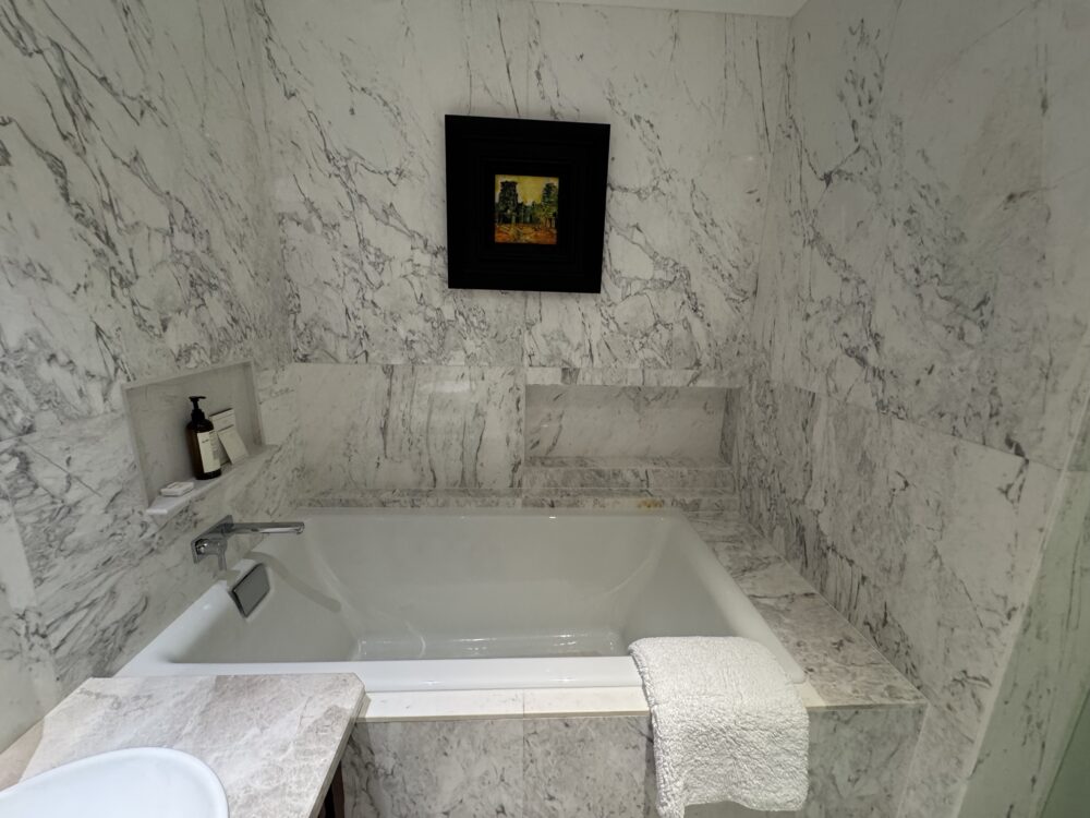 パークハイアットーシェムリアップーパークスイートーバスルーム