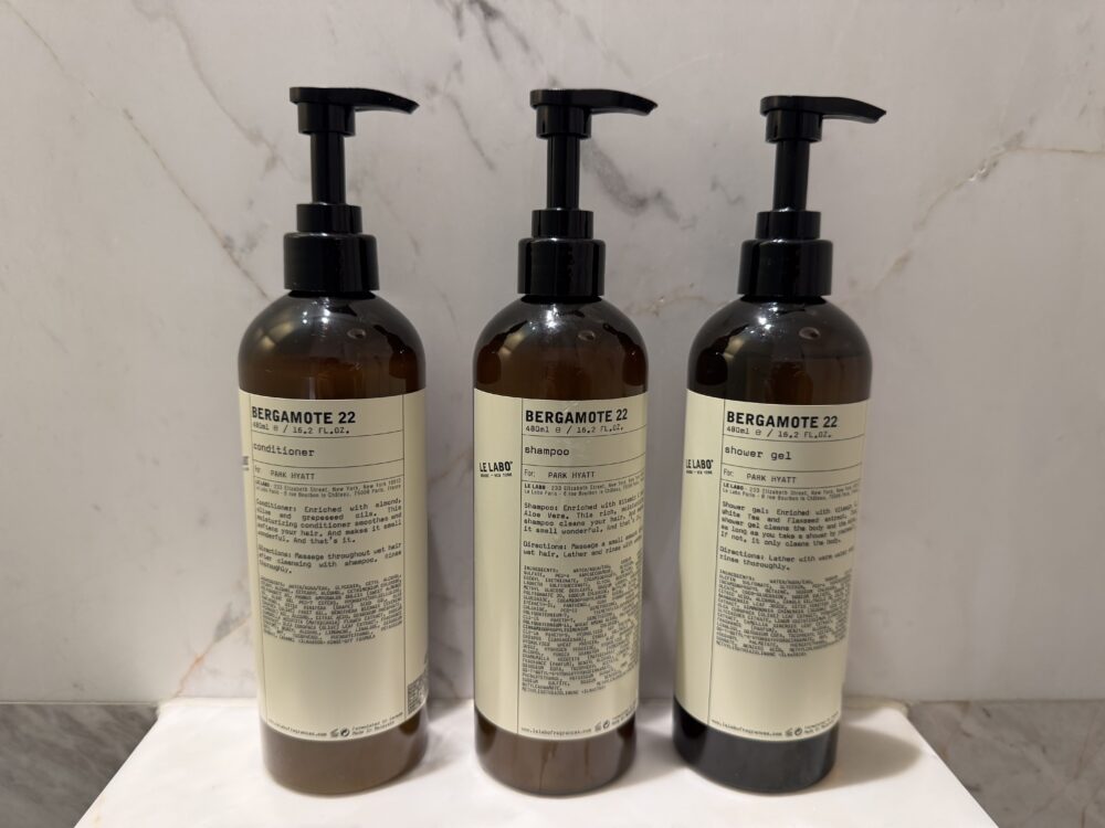 パークハイアットーシェムリアップーパークスイートーシャワールームーソープ