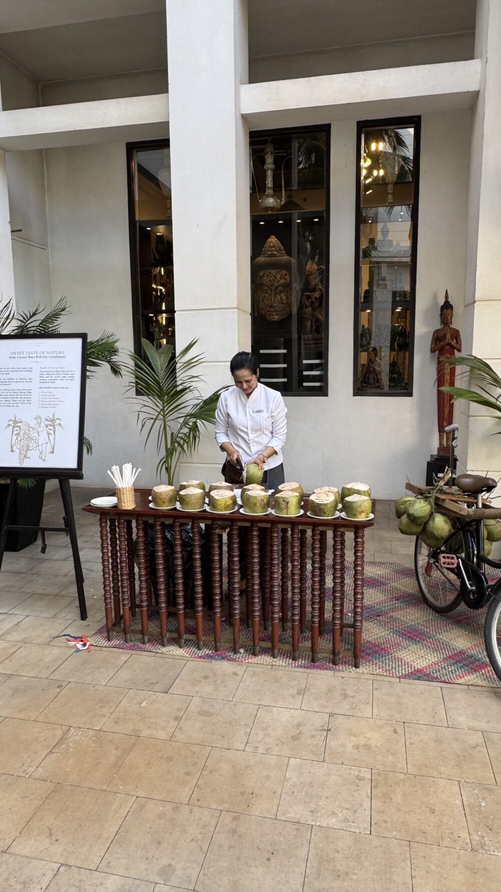 パークハイアットーシェムリアップーザ・ダイニングルームー朝食ーココナッツ